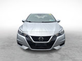 Used 2021 Nissan Versa SV image 2