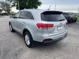 Used 2018 Kia Sorento LX image 5