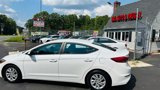 Used 2017 Hyundai Elantra SE image 5
