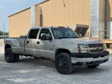 Used 2004 Chevrolet Silverado 3500 4x4 Crew Cab w/ Heavy-Duty Power Package image 3