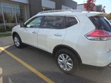 Used 2016 Nissan Rogue SV w/ SV Premium Package image 5