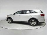 Used 2019 Kia Sorento L image 5