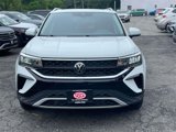Used 2022 Volkswagen Taos SE image 2