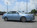 Used 2011 Toyota Avalon Limited image 2