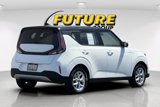 Used 2023 Kia Soul S image 3