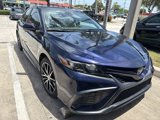 Used 2022 Toyota Camry SE image 3
