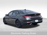 Used 2022 Hyundai Elantra SEL w/ Convenience Package image 5