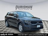 Used 2023 Kia Sorento LX image 2