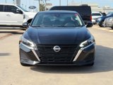 Used 2023 Nissan Altima 2.5 SV image 2