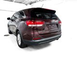 Used 2017 Kia Sorento LX image 4