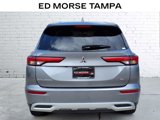 Used 2023 Mitsubishi Outlander SE image 4