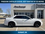 Used 2023 Chrysler 300 Touring w/ Sport Appearance Package image 5