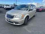 Used 2014 Chrysler Town & Country Limited w/ Luxury Group image 3