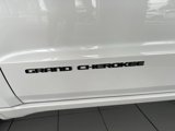 Used 2018 Jeep Grand Cherokee Overland image 4