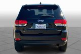 Used 2017 Jeep Grand Cherokee Laredo image 4