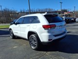 Certified 2020 Jeep Grand Cherokee Laredo w/ Laredo X Package image 3