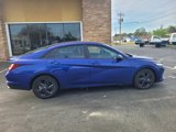 Used 2023 Hyundai Elantra SEL w/ Cargo Package image 5