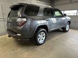 Used 2017 Toyota 4Runner SR5 Premium image 5