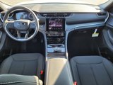 New 2025 Jeep Grand Cherokee L Laredo image 4