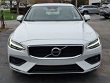 Certified 2021 Volvo S60 T6 Momentum w/ Climate Package image 2