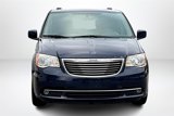 Used 2014 Chrysler Town & Country Touring image 2