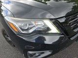 Used 2018 Nissan Pathfinder SL w/ Midnight Edition Package image 4