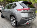 Used 2021 Nissan Rogue SV image 3