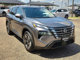 Used 2024 Nissan Rogue SV image 5