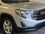 Used 2020 GMC Terrain SLE w/ Driver Convenience Package image 3