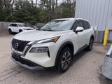 Used 2021 Nissan Rogue SV image 3