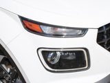 Used 2023 Hyundai Venue Limited image 2