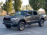 Used 2016 Toyota Tacoma TRD Off-Road image 2