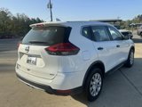 Used 2017 Nissan Rogue S image 5