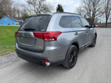 Used 2019 Mitsubishi Outlander SEL image 3