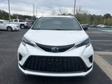 Used 2022 Toyota Sienna XSE image 4