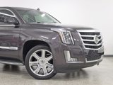 Used 2015 Cadillac Escalade Luxury image 2
