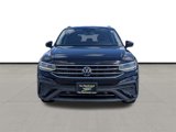 Used 2024 Volkswagen Tiguan SE image 2