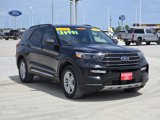 Used 2022 Ford Explorer XLT w/ Equipment Group 202A image 3