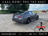 Used 2023 Toyota Camry SE image 3