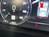 Used 2018 Volvo XC60 T6 R-Design w/ Convenience Package image 2