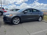 Used 2018 Ford Fusion SE w/ Fusion SE Technology Package image 2