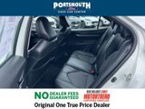 Used 2022 Toyota Camry SE image 6