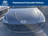 Used 2022 Hyundai Elantra SEL w/ Convenience Package image 2
