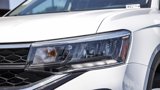 Certified 2022 Volkswagen Taos SE image 2