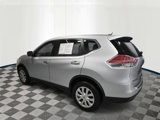 Used 2015 Nissan Rogue S image 2