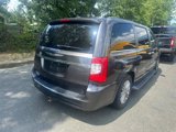 Used 2015 Chrysler Town & Country Touring-L w/ Driver Convenience Group image 5