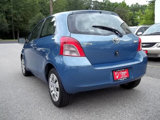 Used 2008 Toyota Yaris 2-Door Hatchback image 2