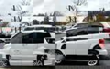 Used 2019 Dodge Grand Caravan SXT image 6