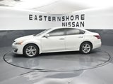 Used 2013 Nissan Altima 2.5 SV image 2