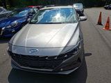 Used 2023 Hyundai Elantra Limited image 2